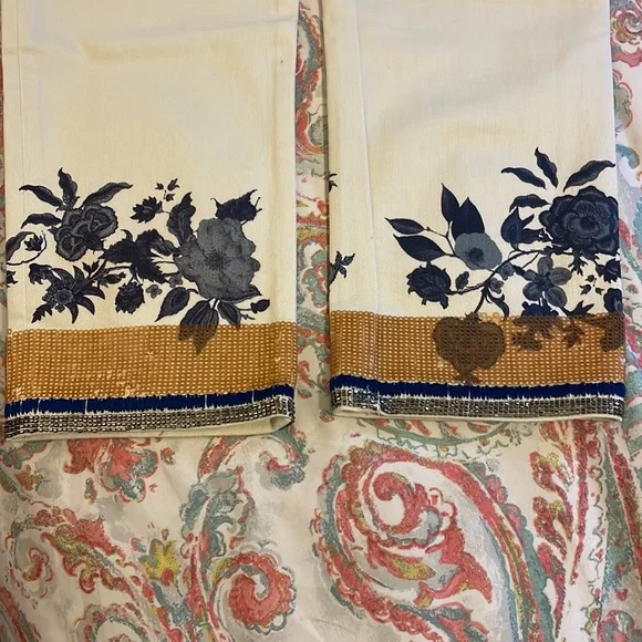 Chico’s Ankle Jeans - Picture 2 of 4